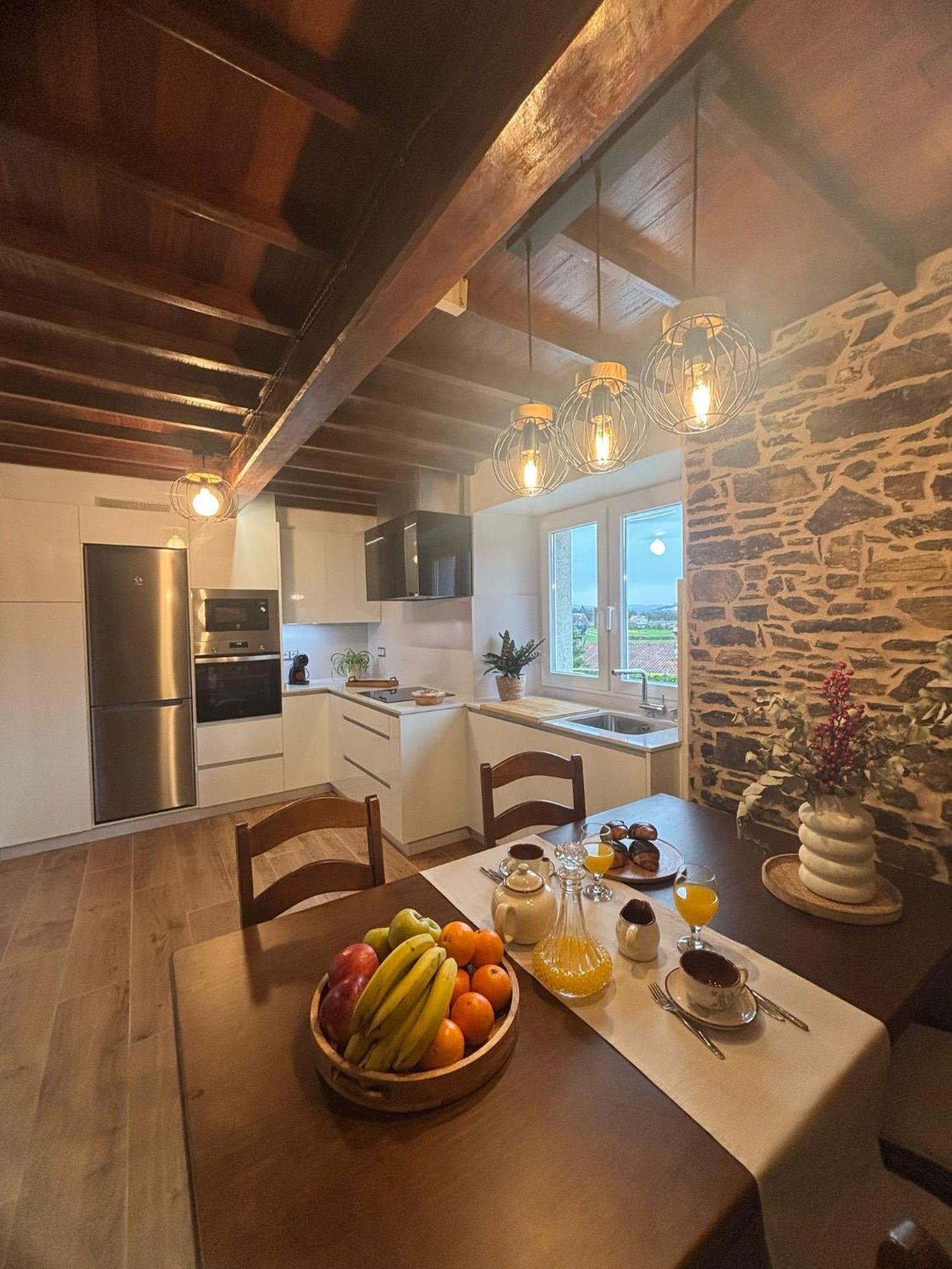 Casa Tarrio Con Piscina - Santiago De Compostela Villa Boqueixon ภายนอก รูปภาพ